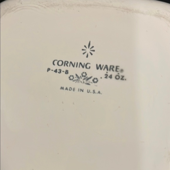 "Cornflower Blue" - Petite Pan & Glass Lid by Corning (P-43-B) - Picture 7 of 10